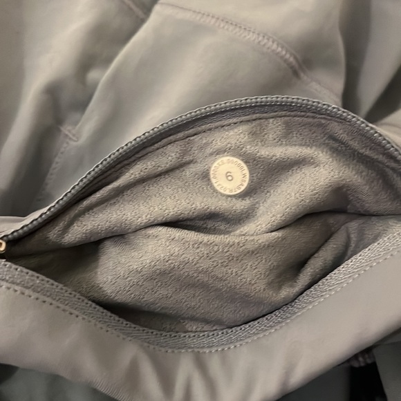 Lululemon tennis skirt - Picture 3 of 3